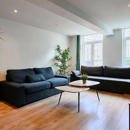 Centre - Superbe Appart. Avec Terrasse ! * Лилль