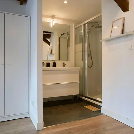 Centre - Superbe Appart. Avec Terrasse ! Лилль