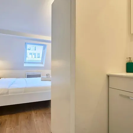 Centre - Superbe Appart. Avec Terrasse ! * Лилль